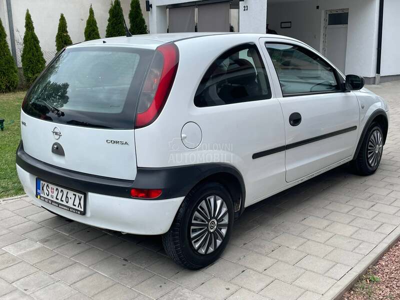 Opel Corsa C 1.0