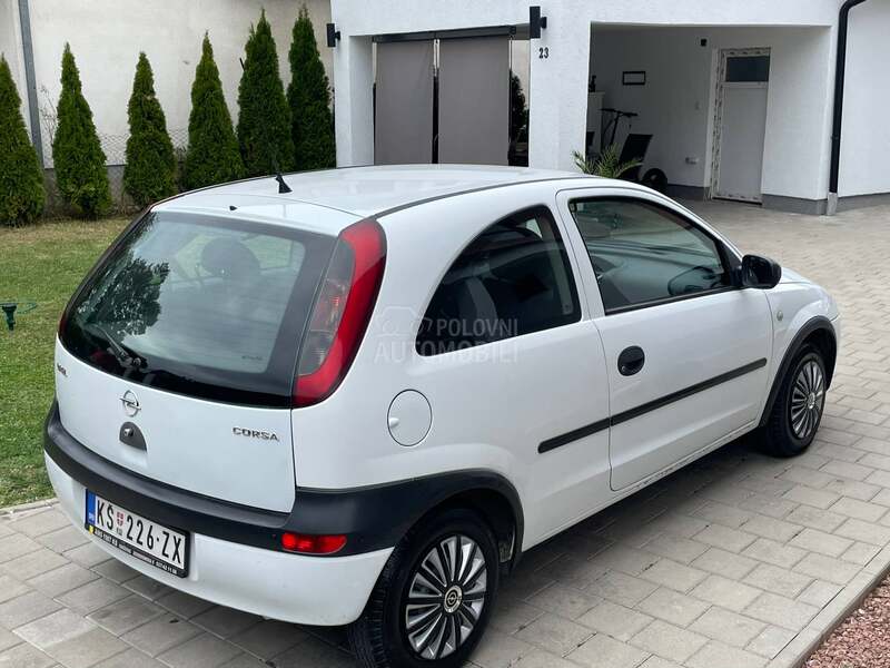Opel Corsa C 1.0