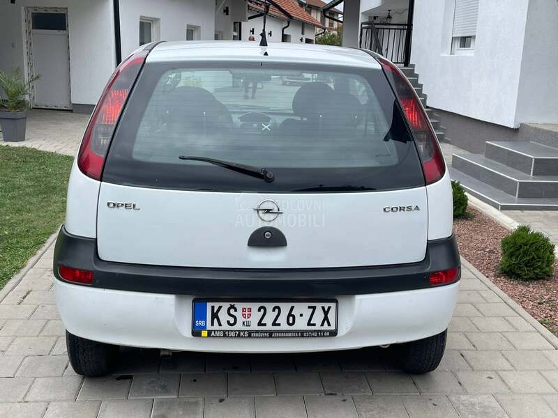 Opel Corsa C 1.0
