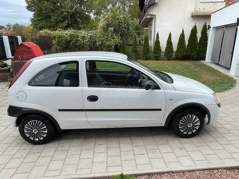 Opel Corsa C 1.0