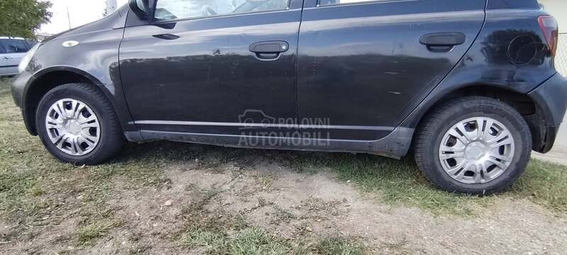 Toyota Yaris 1.0vti