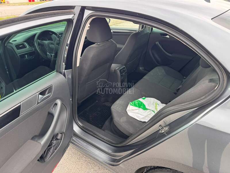 Volkswagen Jetta 