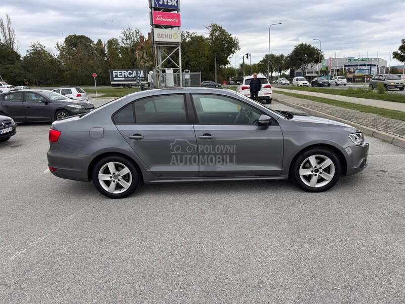Volkswagen Jetta 