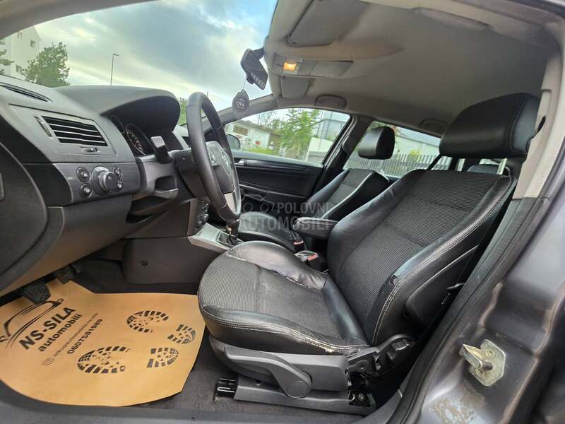 Opel Astra H 1.9 CDTI