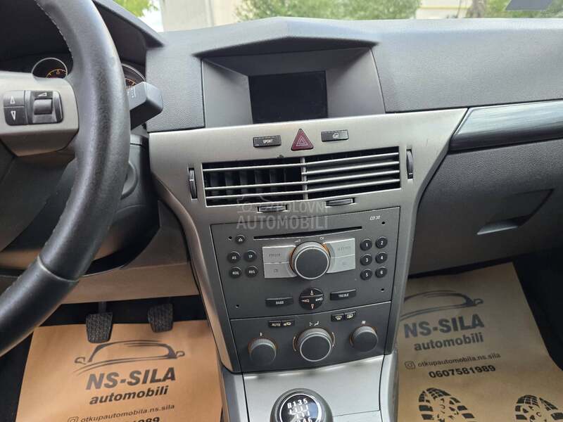 Opel Astra H 1.9 CDTI