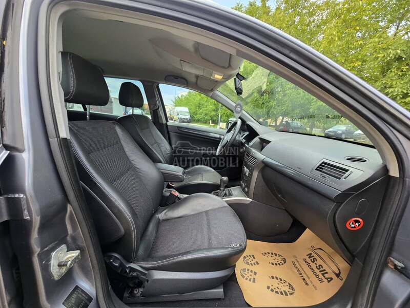 Opel Astra H 1.9 CDTI