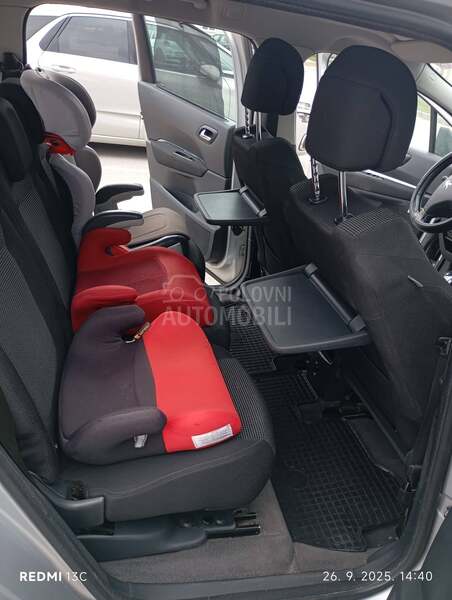 Peugeot 5008 1.6HDi