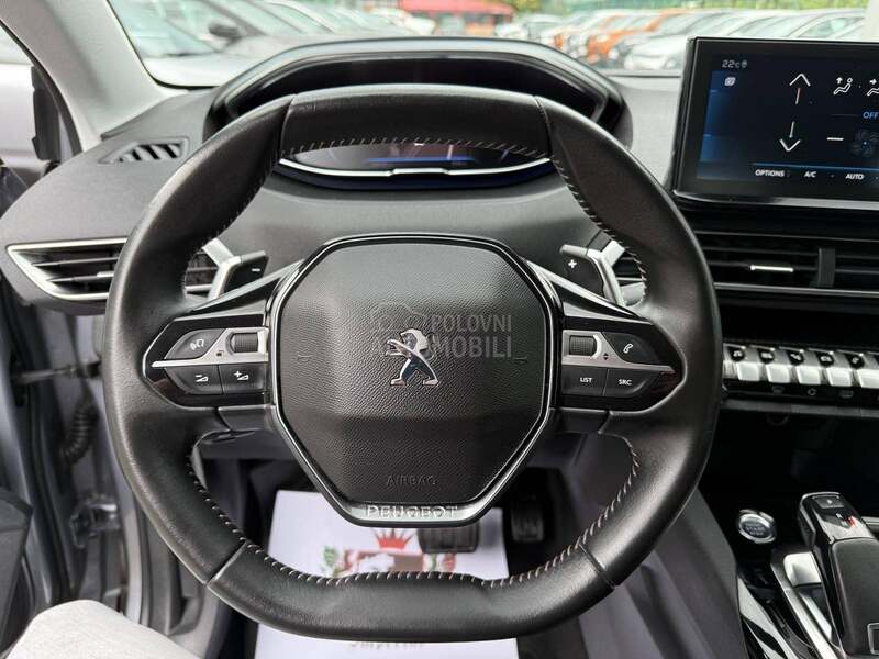 Peugeot 3008 1.2 B Autom