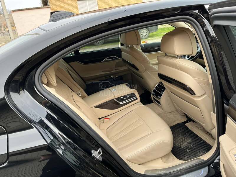 BMW 730 