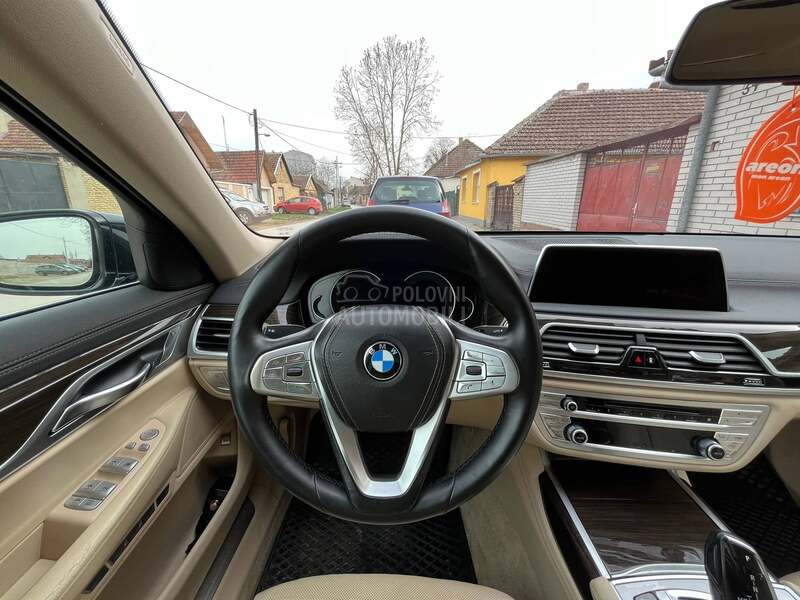 BMW 730 