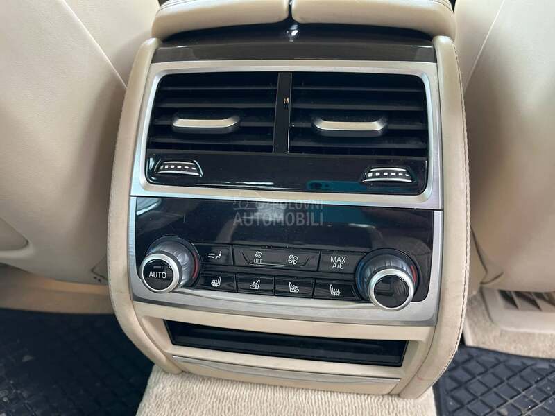 BMW 730 