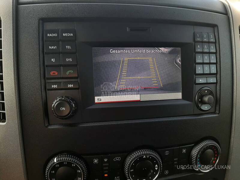 Volkswagen Crafter 2.0 TDI KLIMA 9 MESTA CH