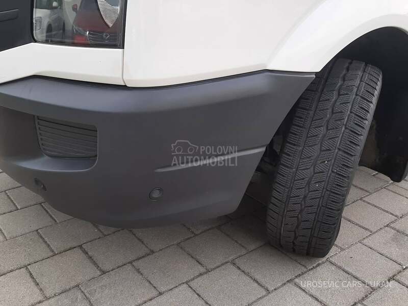 Volkswagen Crafter 2.0 TDI KLIMA 9 MESTA CH