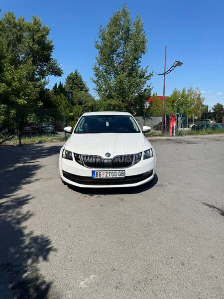 Škoda Octavia 1.6 TDI DSG