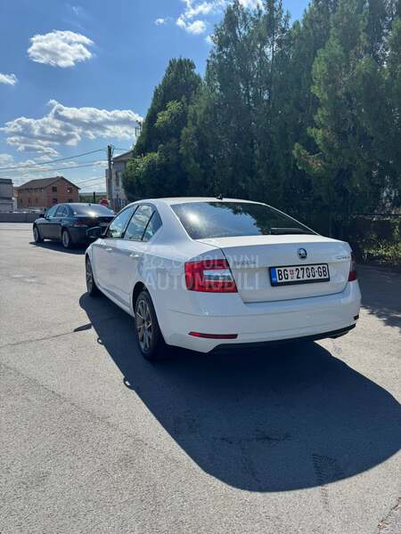 Škoda Octavia 1.6 TDI DSG