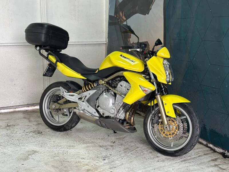 Kawasaki er6n