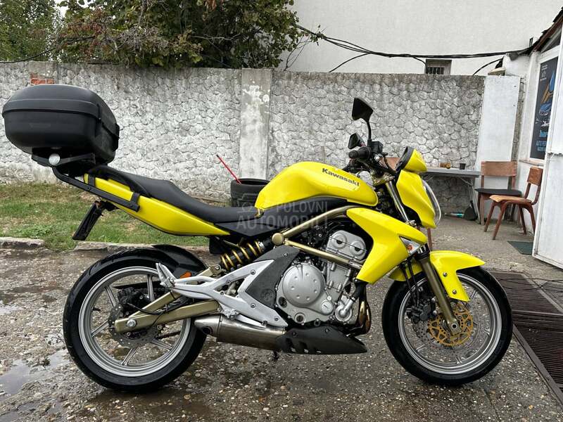 Kawasaki er6n