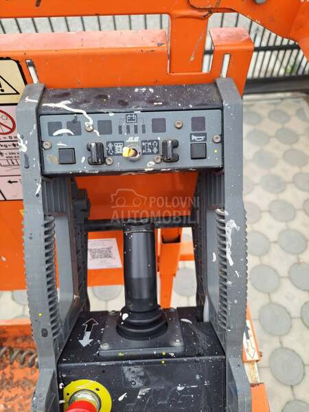 JLG 3246