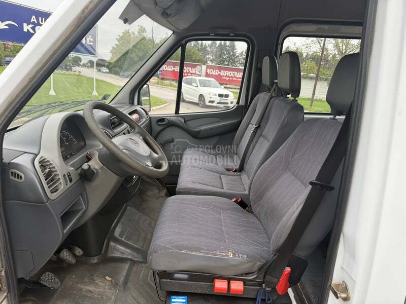 Mercedes Benz Sprinter 
