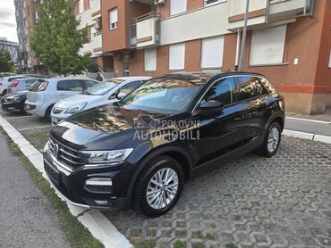 Volkswagen T-Roc DESING 1.6 TDI