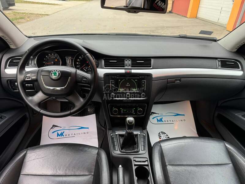 Škoda Superb 