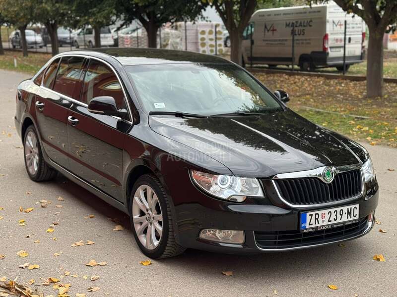 Škoda Superb 