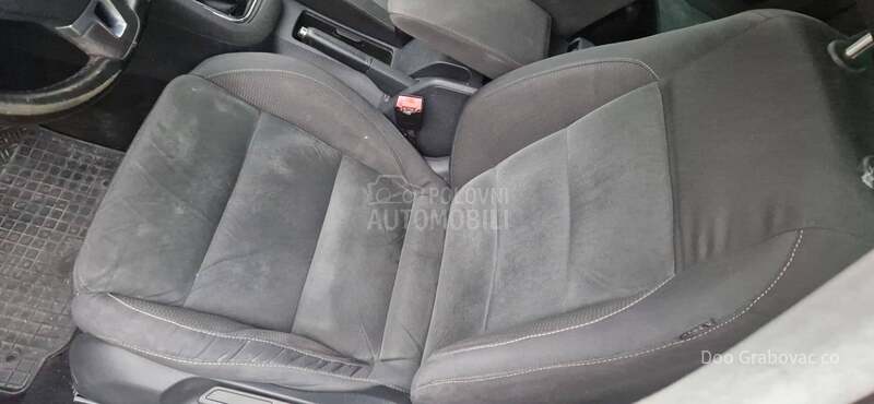 Volkswagen Golf 6 2.0tdi high