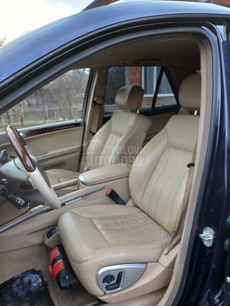 Mercedes Benz ML 320 