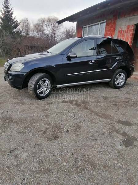 Mercedes Benz ML 320 