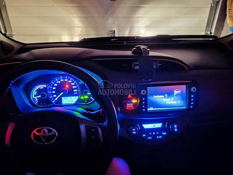 Toyota Yaris 1,5 hibrid