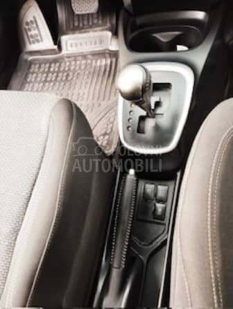 Toyota Yaris 1,5 hibrid