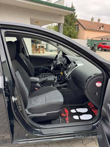 Kia cee`d 1.4 cvvt