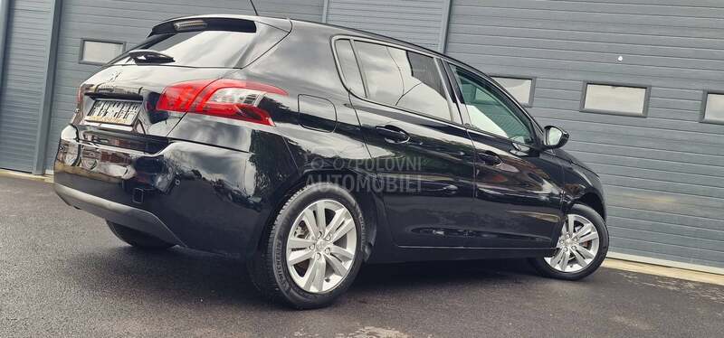 Peugeot 308 1.5 BluHdi Allure