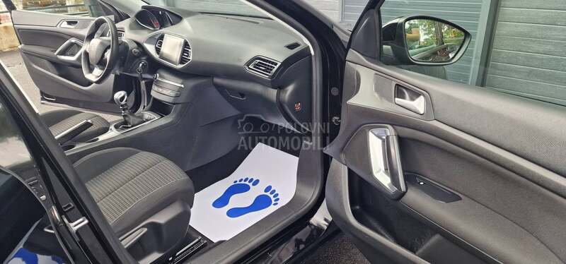 Peugeot 308 1.5 BluHdi Allure