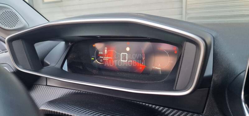 Peugeot 2008 1.5 hdi Allure
