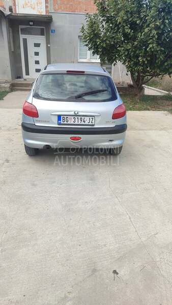 Peugeot 206 