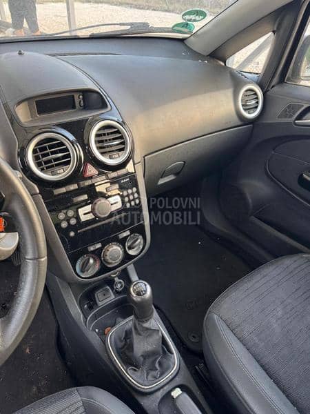 Opel Corsa D 