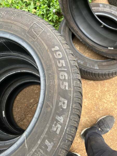 Semperit 195/65 R15 Zimska