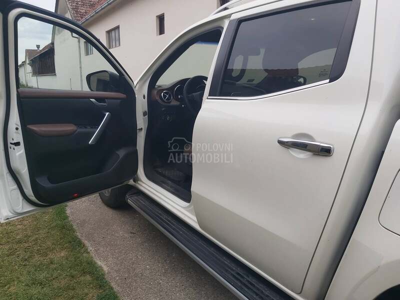 Mercedes Benz X klasa X250d 4x4 360kam