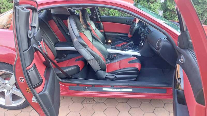 Mazda RX-8 