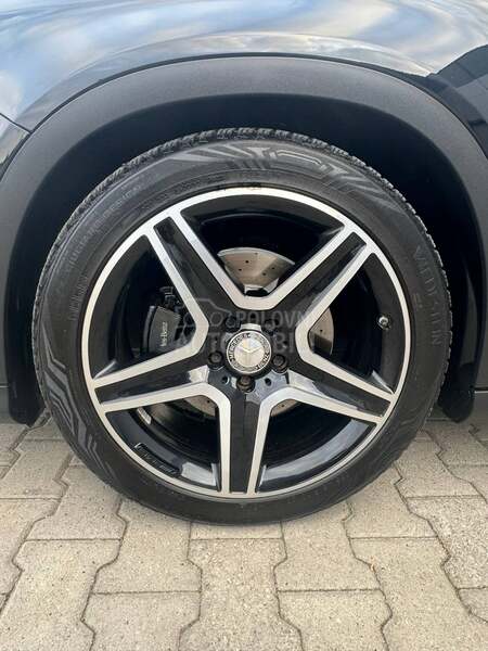Mercedes Benz GLA 220 AMG 4MATIC