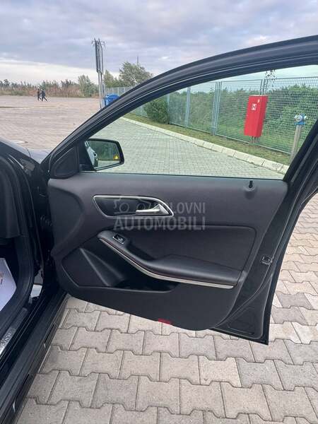 Mercedes Benz GLA 220 AMG 4MATIC