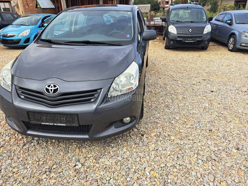 Toyota Verso 2,0d
