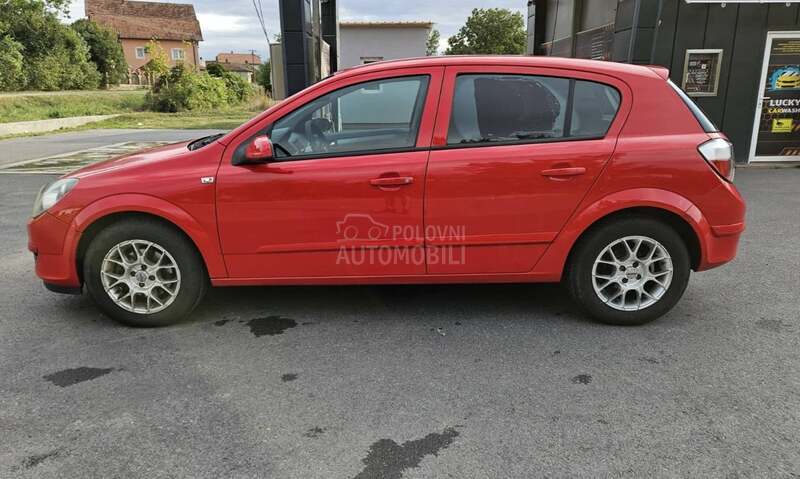 Opel Astra H 