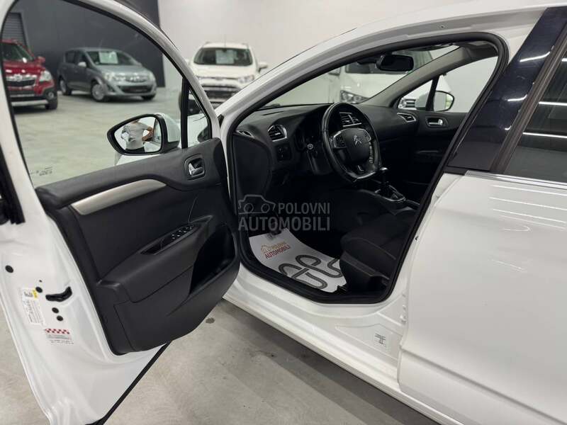 Citroen C4 1.2T NAV CH