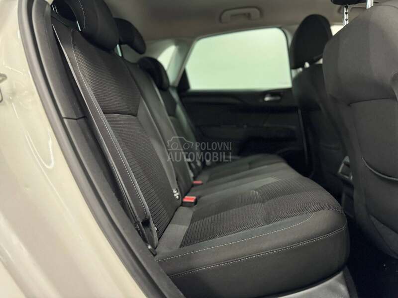 Citroen C4 1.2T NAV CH