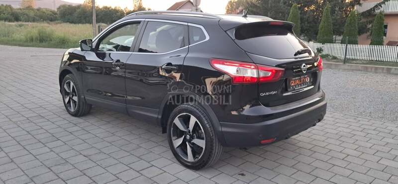 Nissan Qashqai 1.2