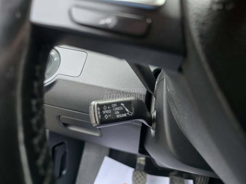 Volkswagen Passat B7 2.0Tdi. HIGHLINE