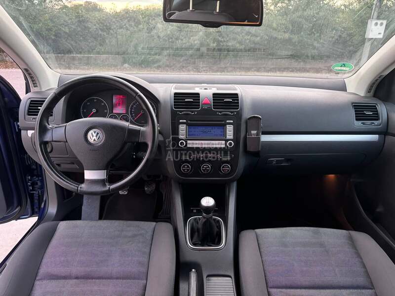 Volkswagen Golf 5 TOUR