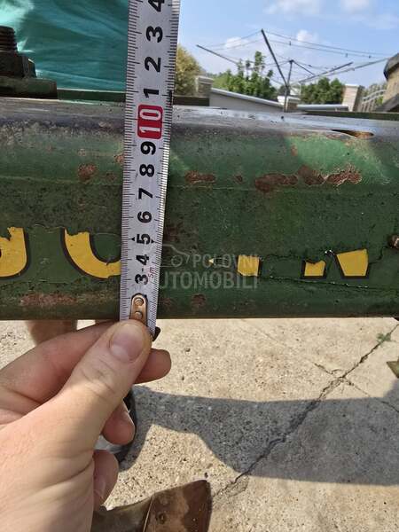 John Deere 4200